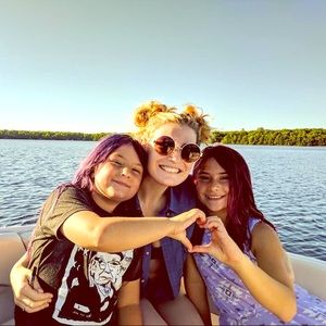 Meet your Posher, Marissa